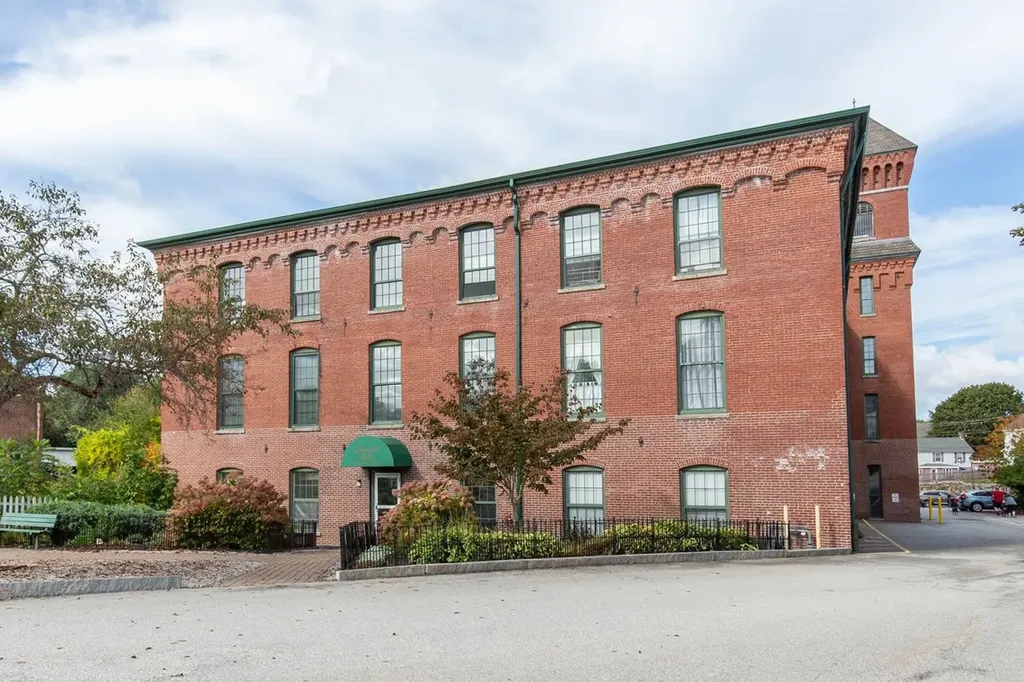 100 Main Street Pembroke NH 03275