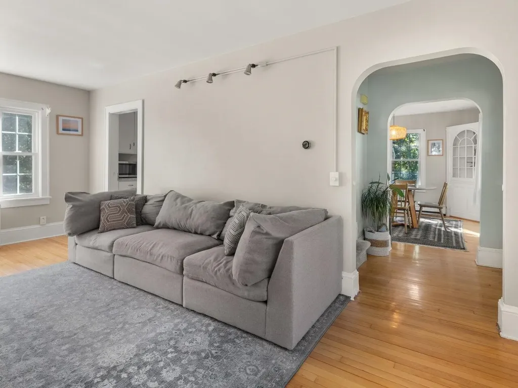 26 Elsom Parkway South Burlington VT 05403
