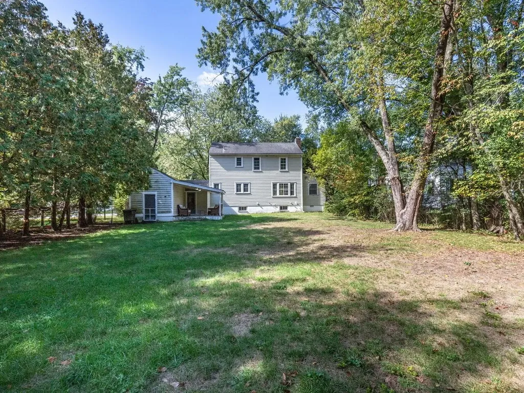 26 Elsom Parkway South Burlington VT 05403