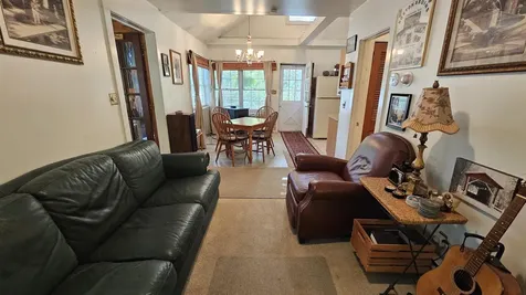 787 Vt Route 30 Newfane VT 05345