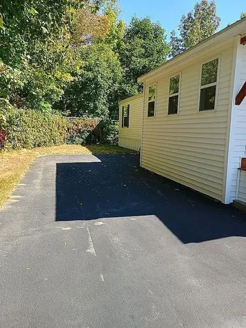 14 Paradise Street Gorham NH 03581