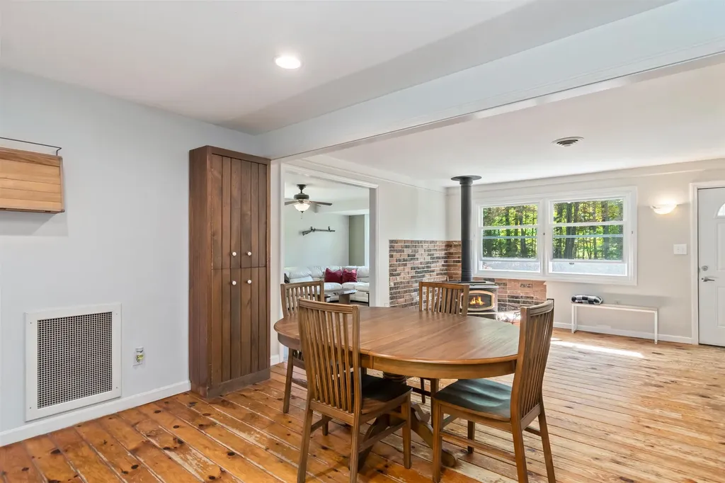 929 Texas Hill Road Hinesburg VT 05461