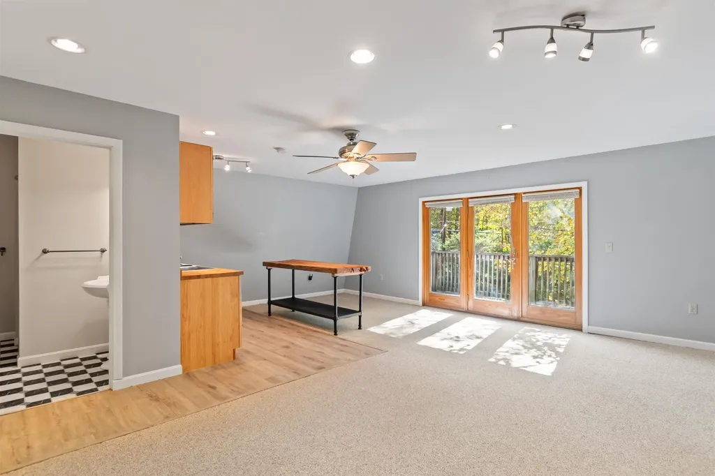 929 Texas Hill Road Hinesburg VT 05461