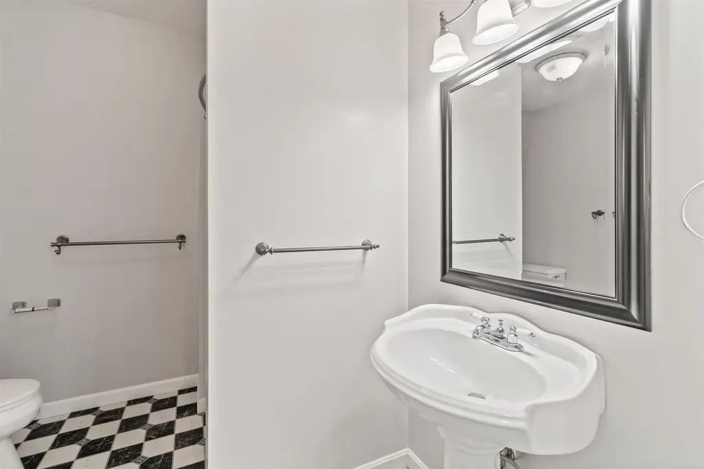 929 Texas Hill Road Hinesburg VT 05461