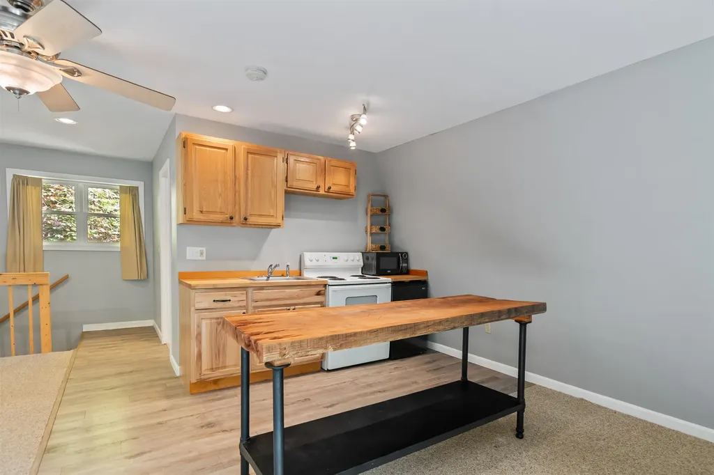 929 Texas Hill Road Hinesburg VT 05461