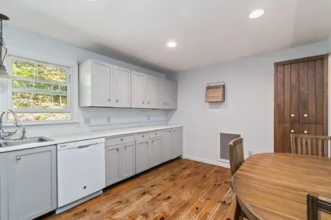 929 Texas Hill Road Hinesburg VT 05461