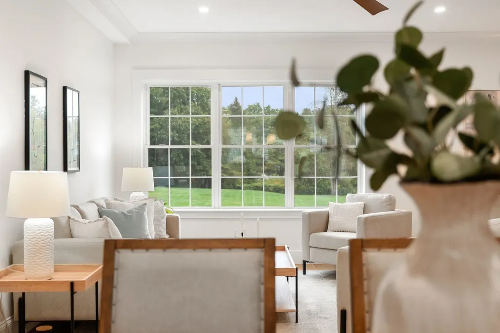 67 Groton Road Nashua NH 03062