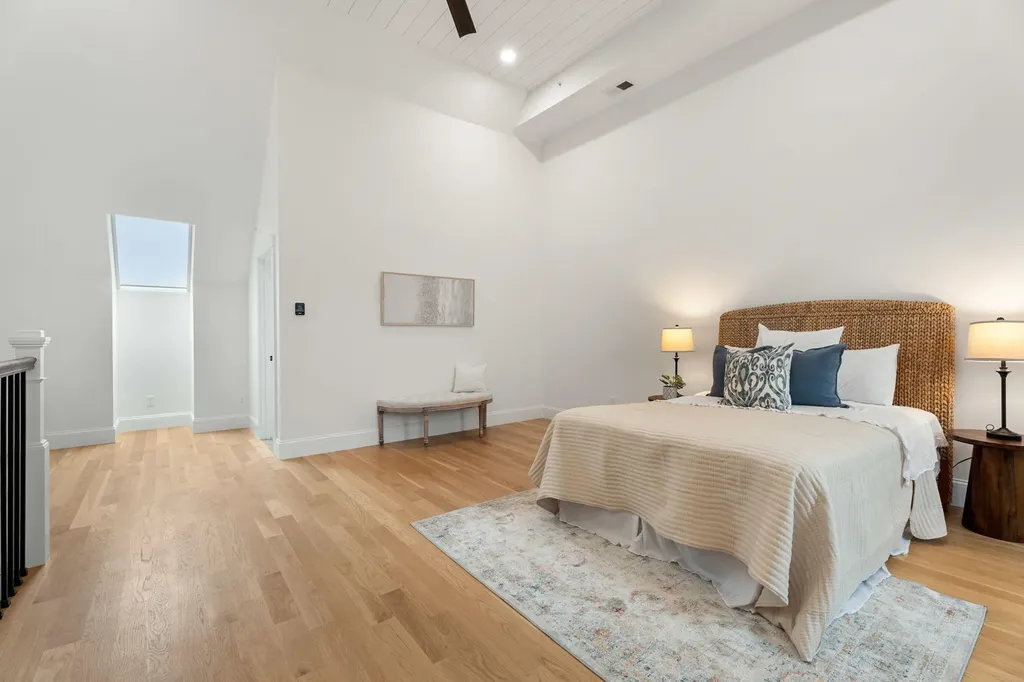 67 Groton Road Nashua NH 03062