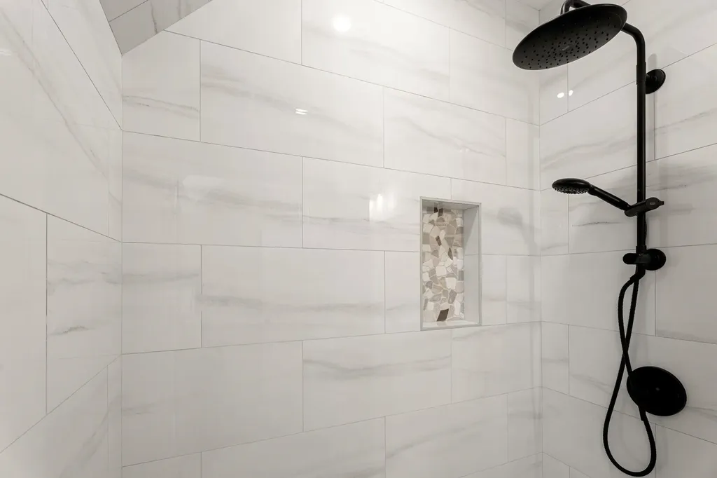 67 Groton Road Nashua NH 03062