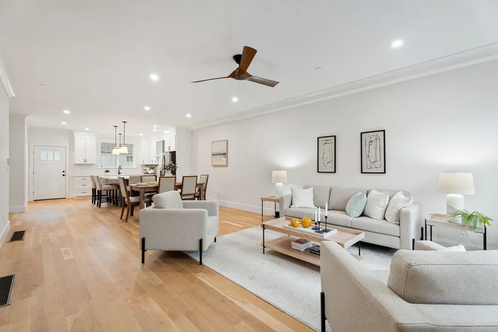 67 Groton Road Nashua NH 03062