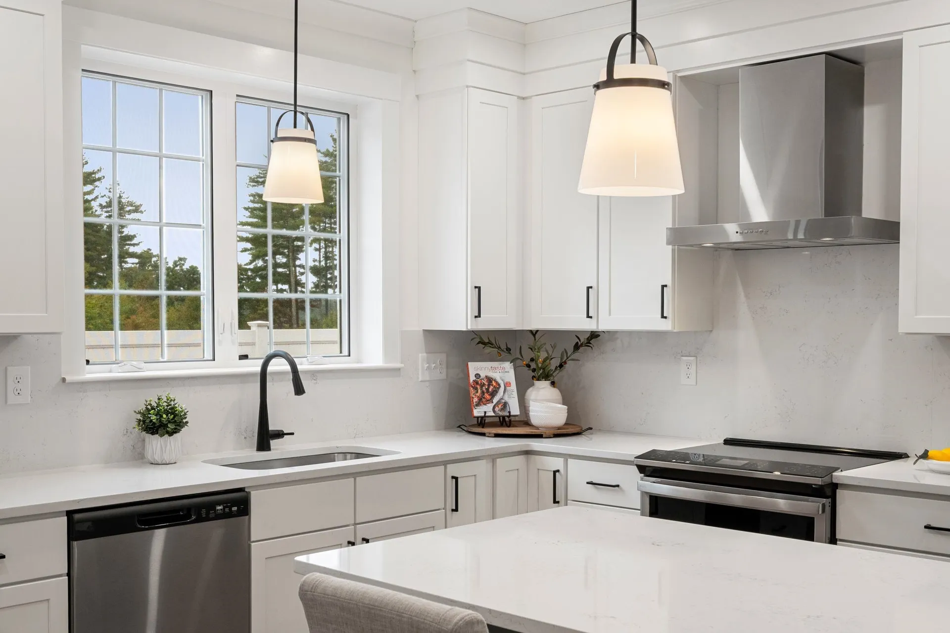 67 Groton Road Nashua NH 03062