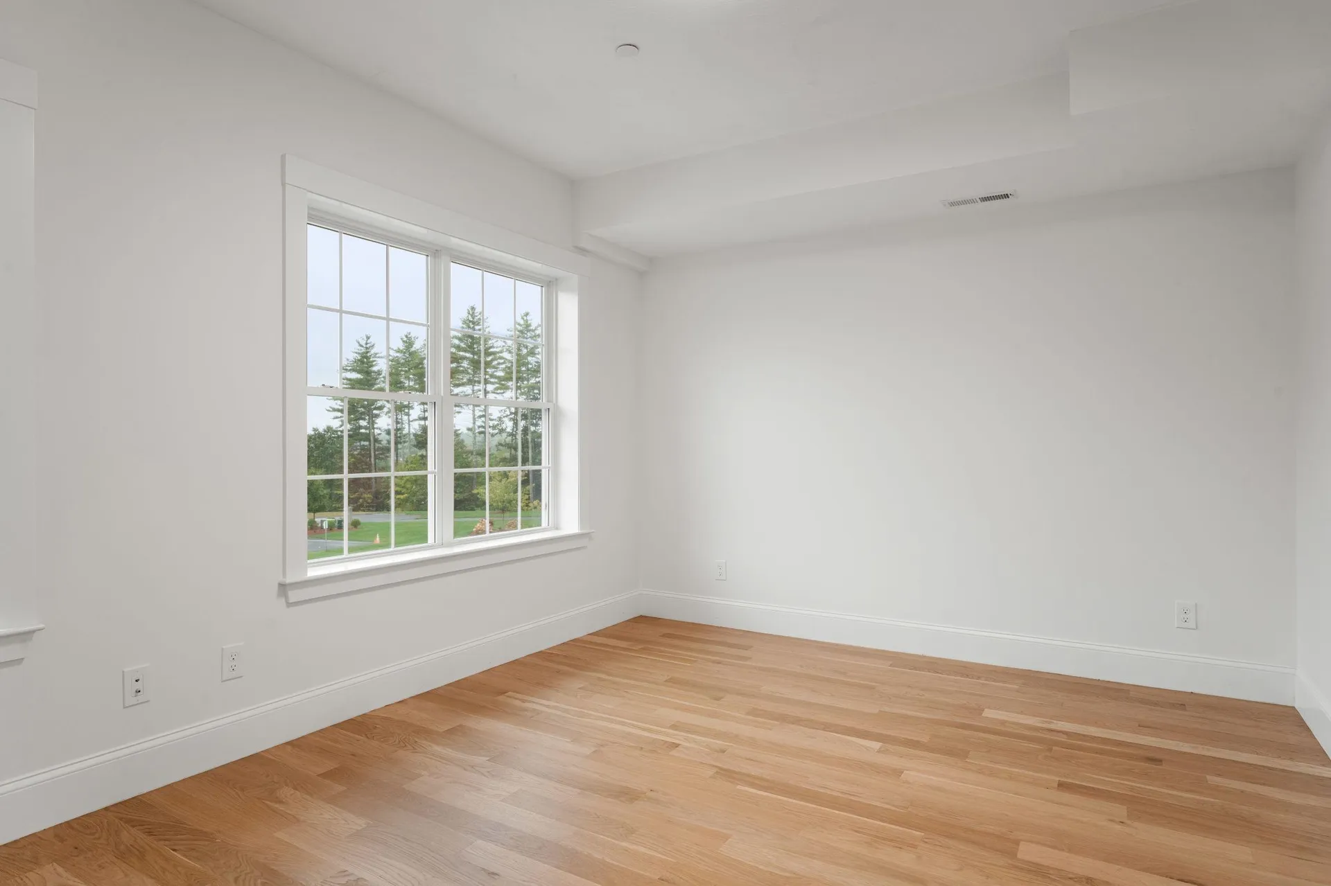 67 Groton Road Nashua NH 03062