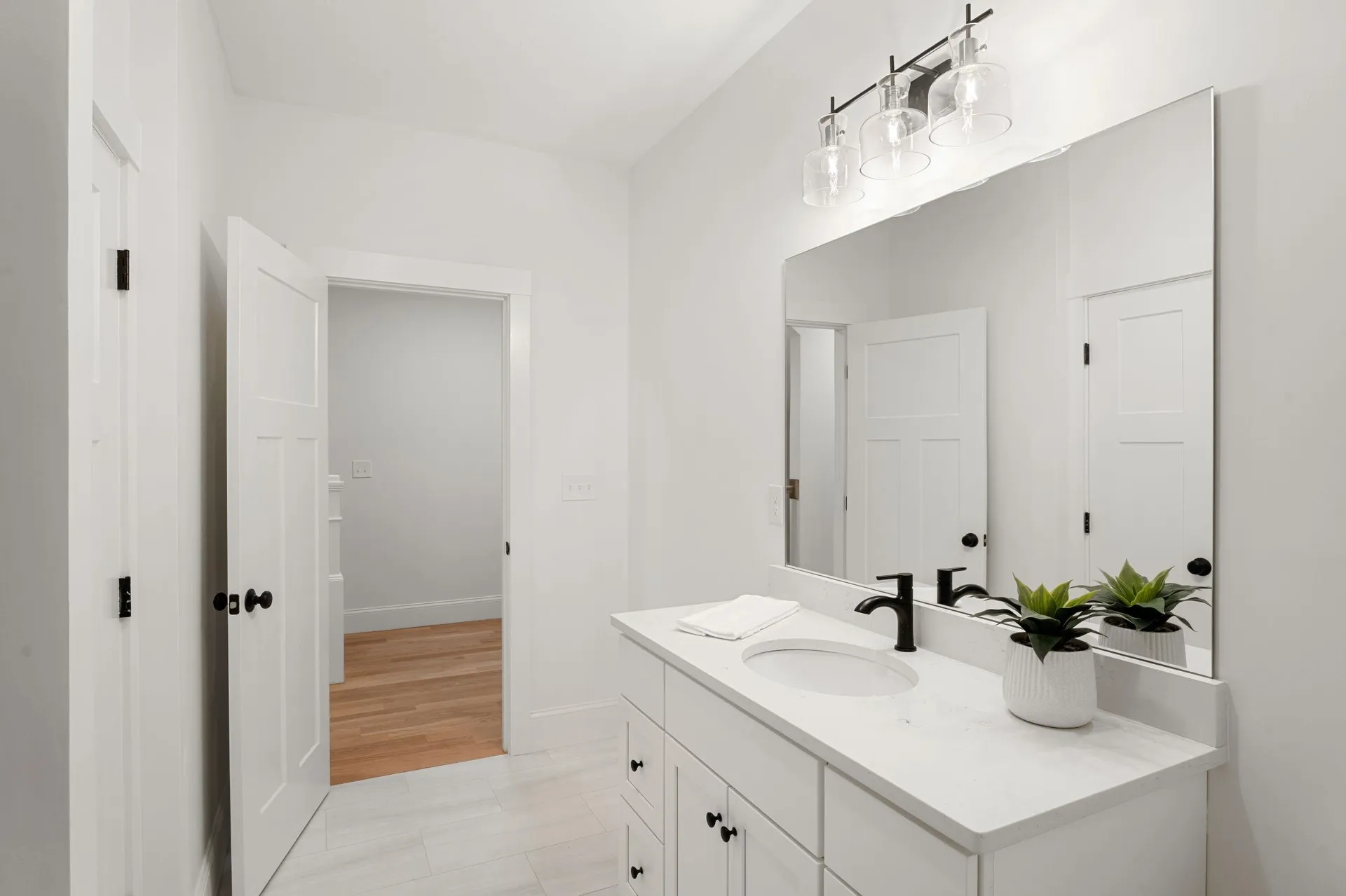 67 Groton Road Nashua NH 03062