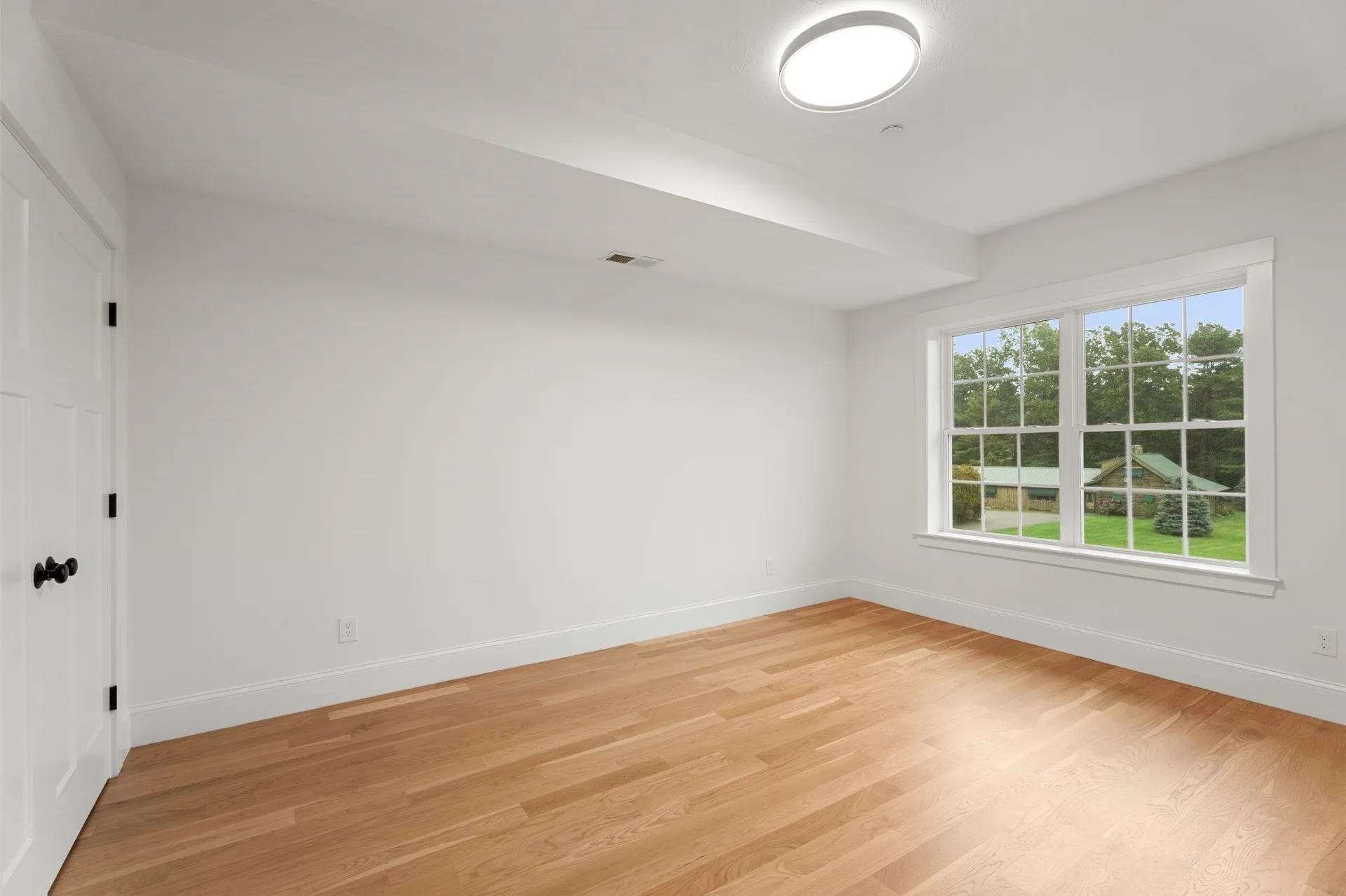 67 Groton Road Nashua NH 03062