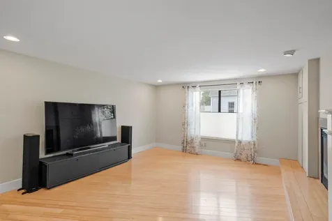 237 Islington Street Portsmouth NH 03801