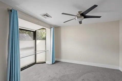 237 Islington Street Portsmouth NH 03801