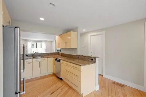 237 Islington Street Portsmouth NH 03801