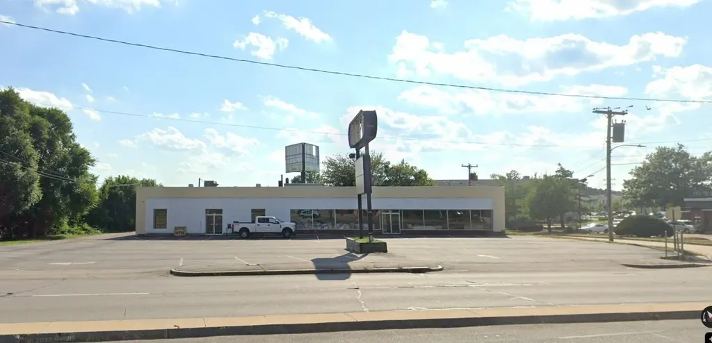 717-719 South Willow Street Manchester NH 03103