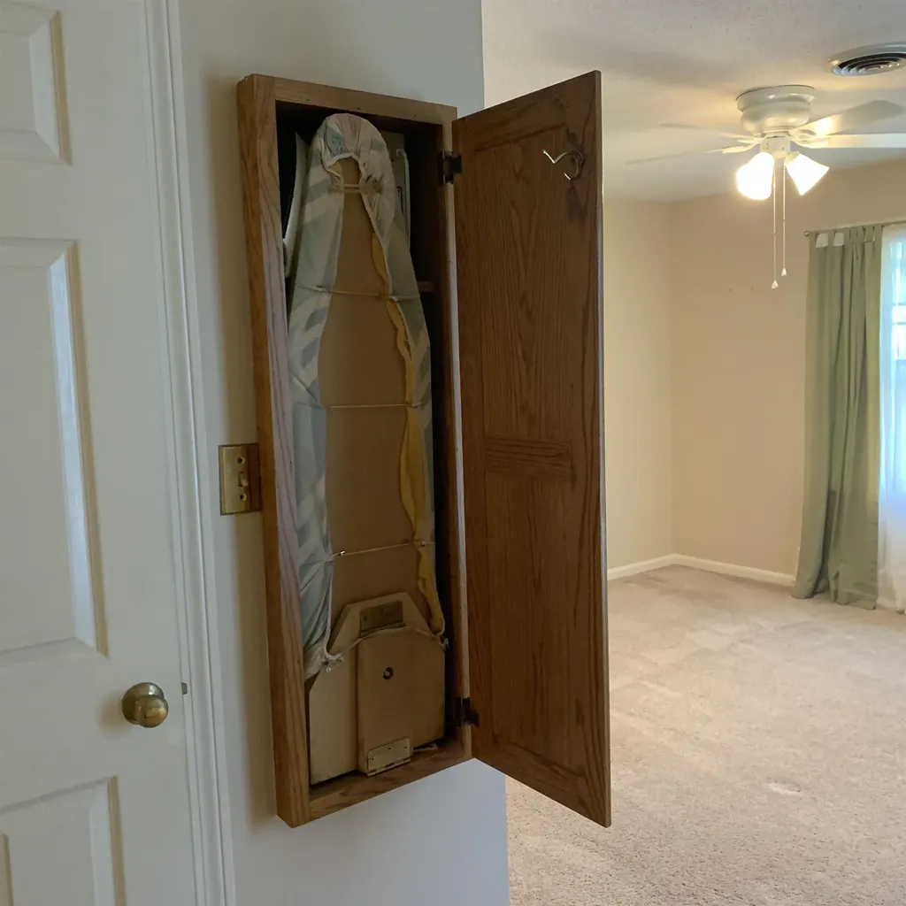 24 Springfield Estate Rochester NH 03867-1441