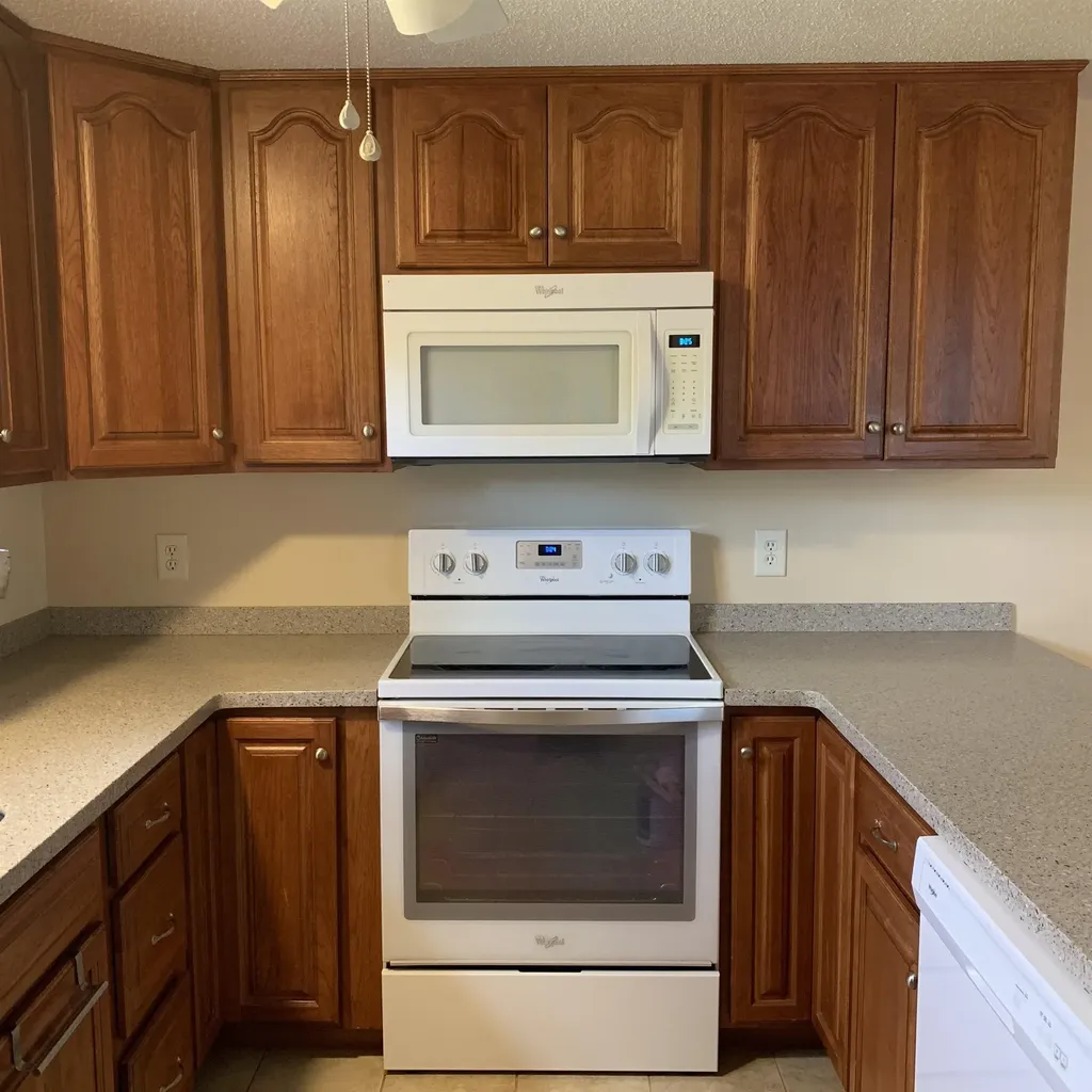 24 Springfield Estate Rochester NH 03867-1441