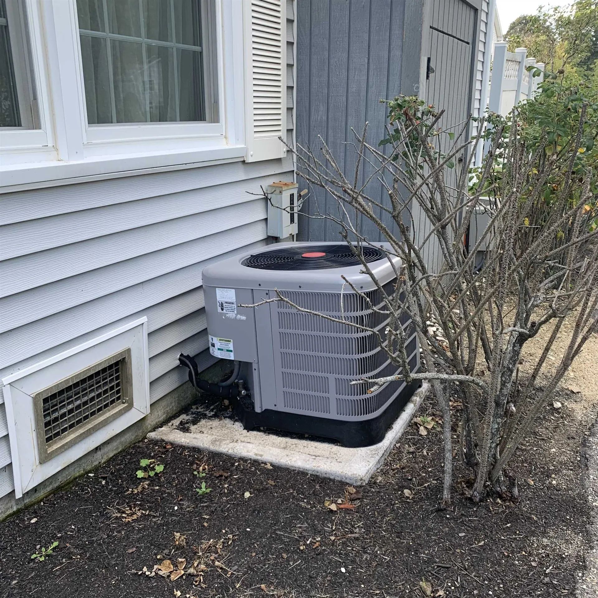 24 Springfield Estate Rochester NH 03867-1441