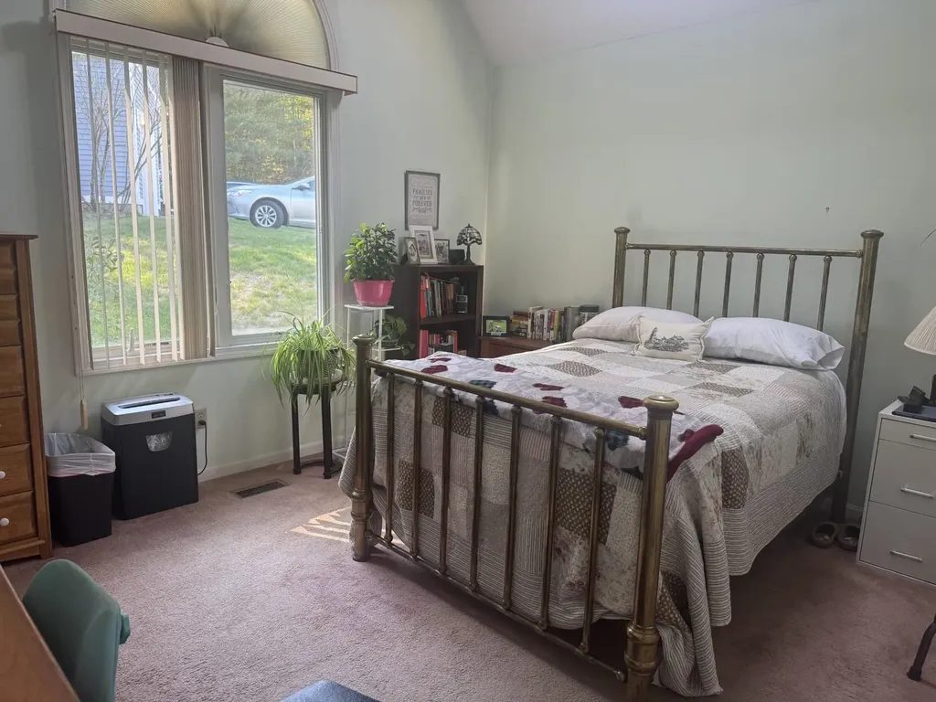 10 Sugar Maple Lane Keene NH 03431