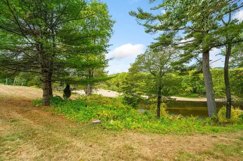 20 Circle Drive Ashland NH 03217