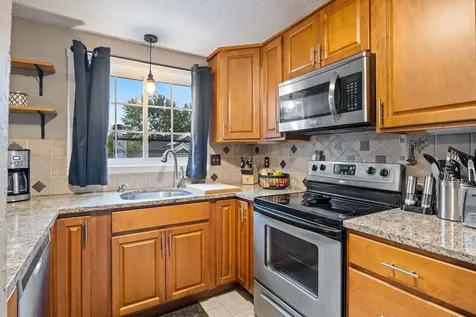 98 Henry Law Avenue Dover NH 03820