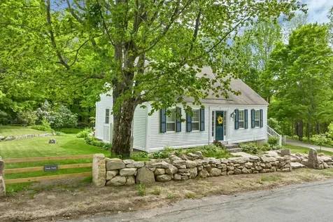 5 Trask Mountain Road Wolfeboro NH 03894