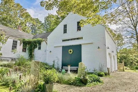 5 Trask Mountain Road Wolfeboro NH 03894