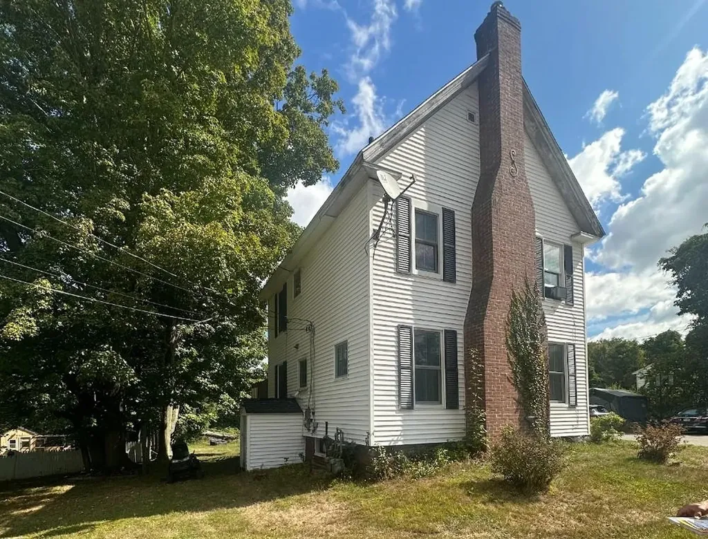 367 Pembroke Street Pembroke NH 03275