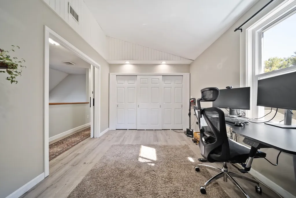 69 Heather Circle Auburn NH 03032