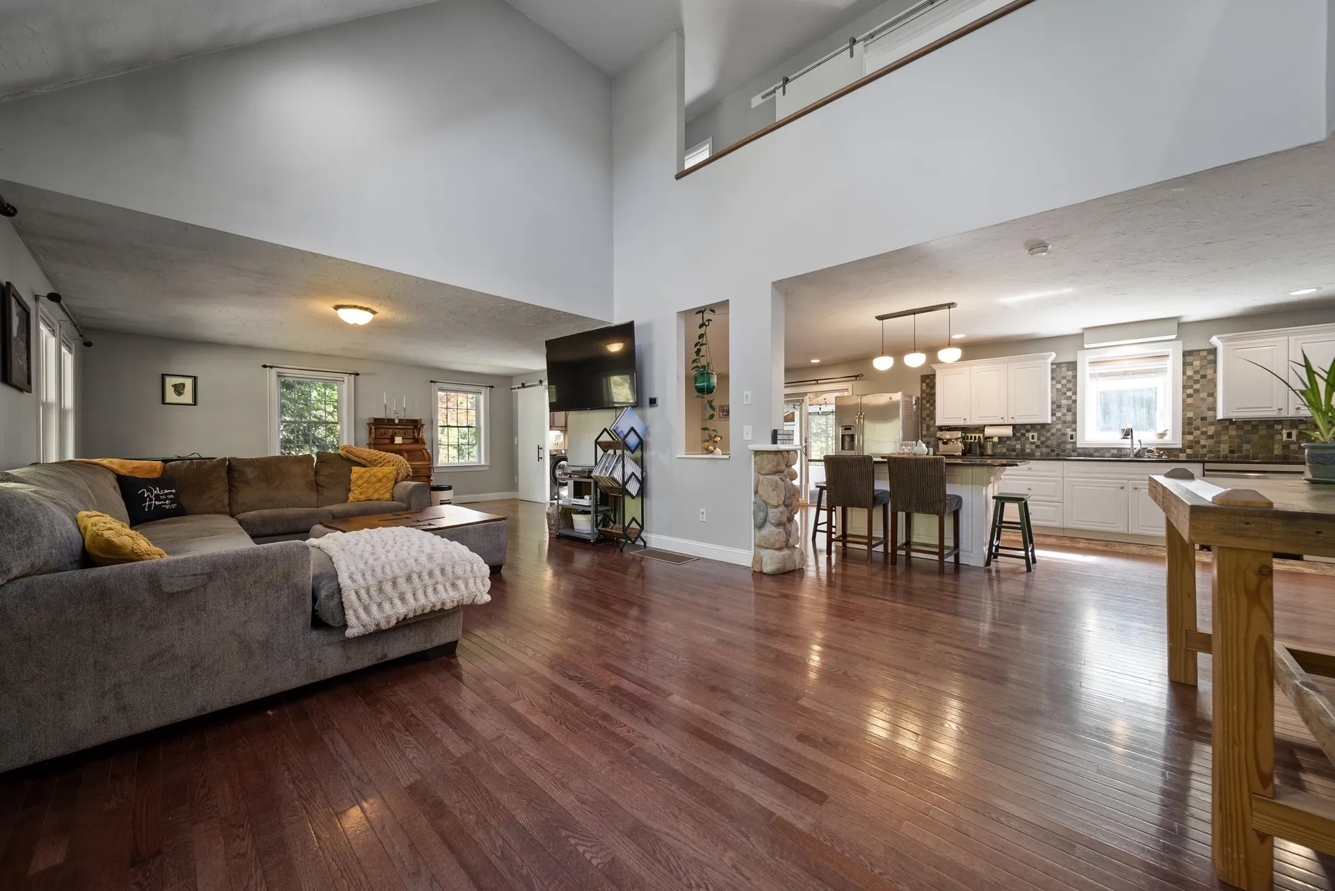 69 Heather Circle Auburn NH 03032