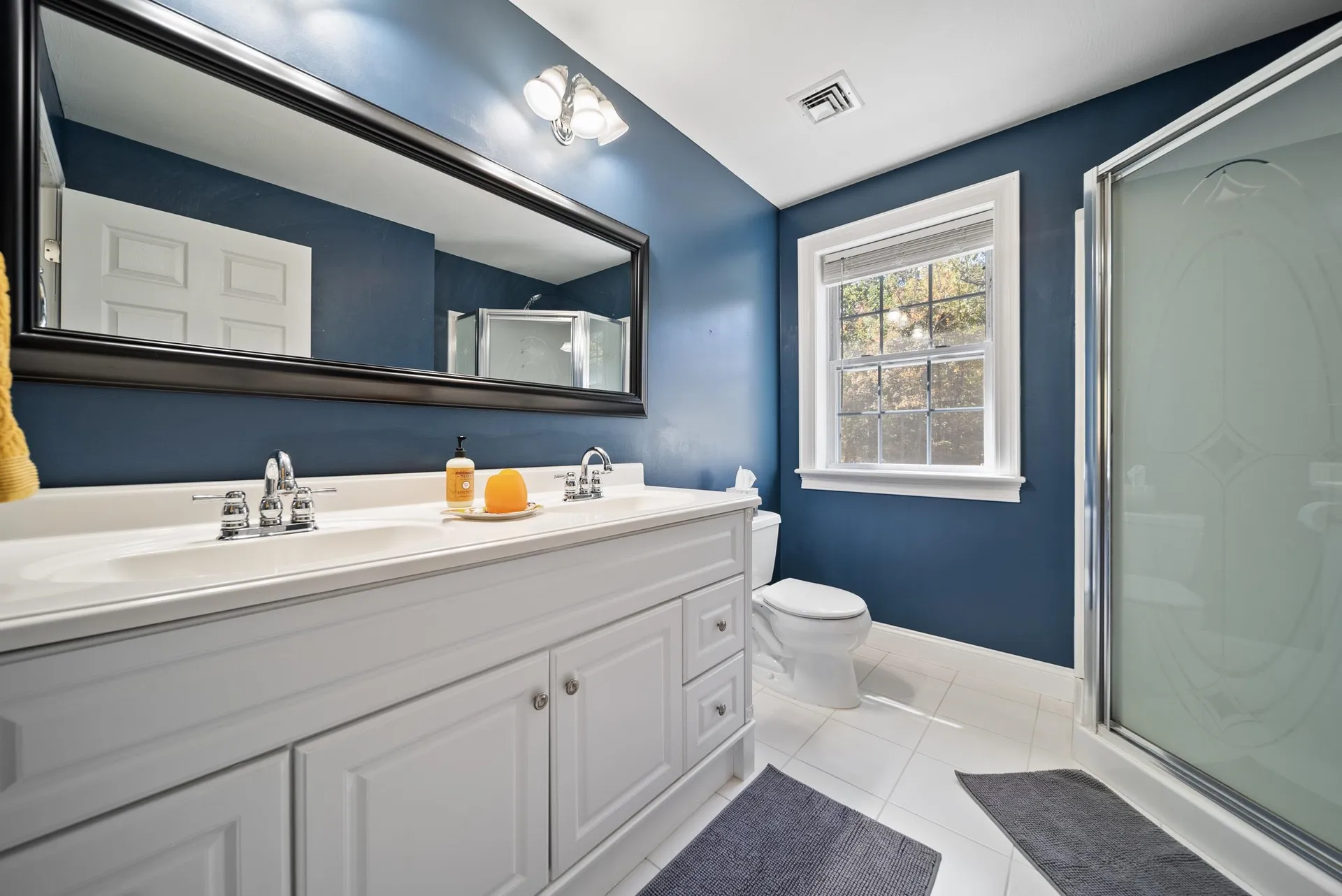 69 Heather Circle Auburn NH 03032