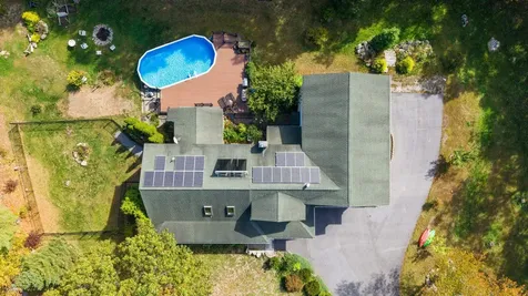 69 Heather Circle Auburn NH 03032