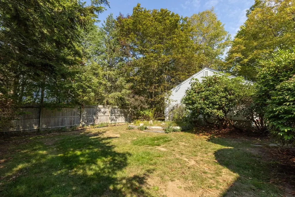 39 Exeter Road Hampton NH 03842