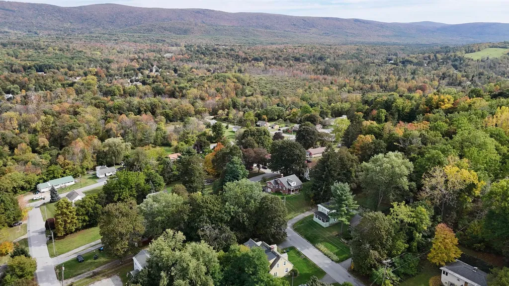 236-240 Grandview Street Bennington VT 05201