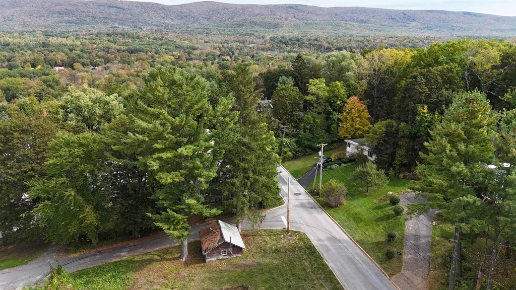 236-240 Grandview Street Bennington VT 05201