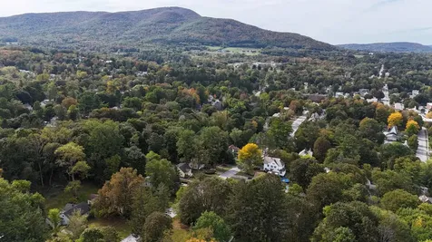 236-240 Grandview Street Bennington VT 05201