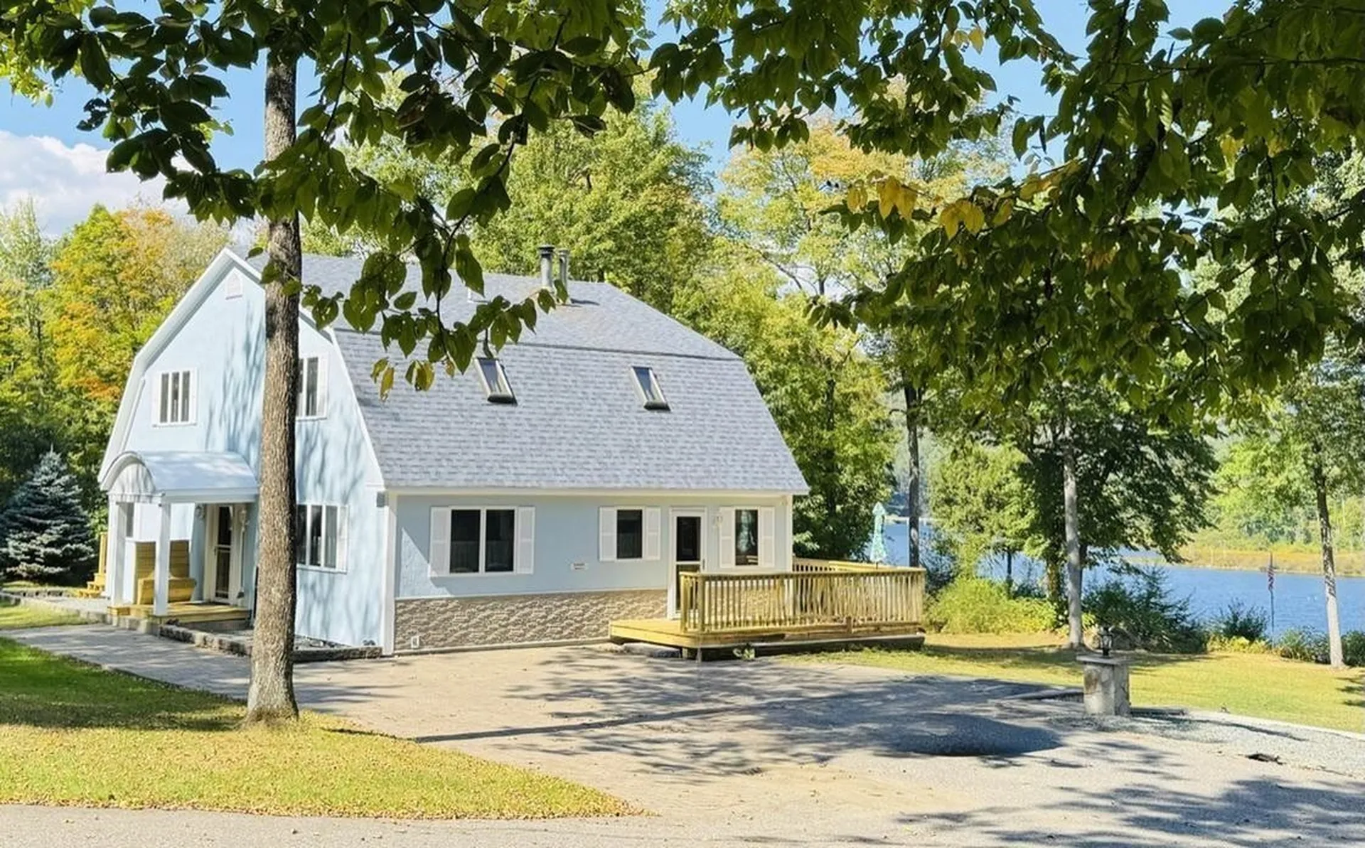 1952 Monroe Road Littleton NH 03561