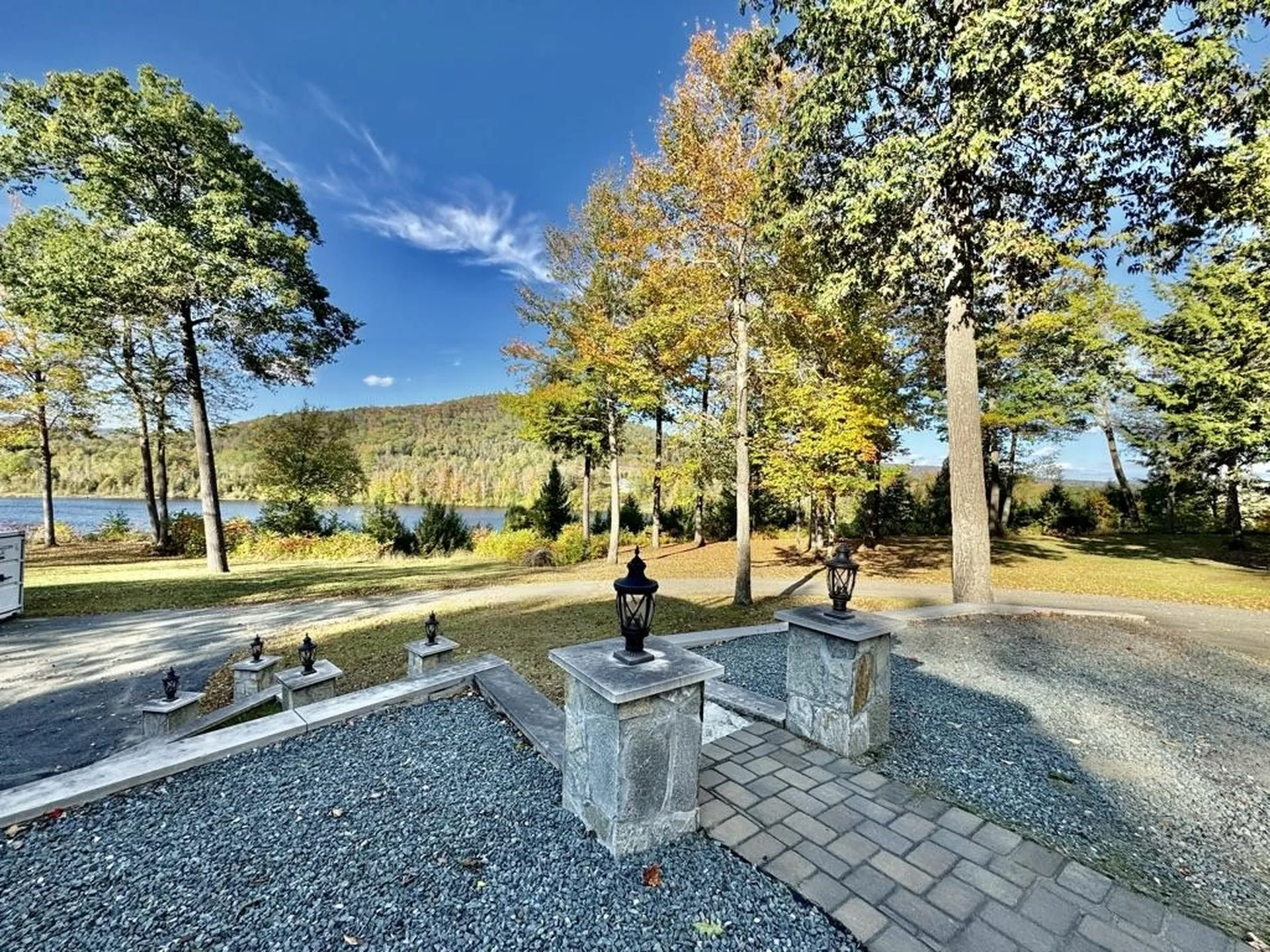 1952 Monroe Road Littleton NH 03561