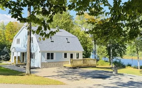 1952 Monroe Road Littleton NH 03561