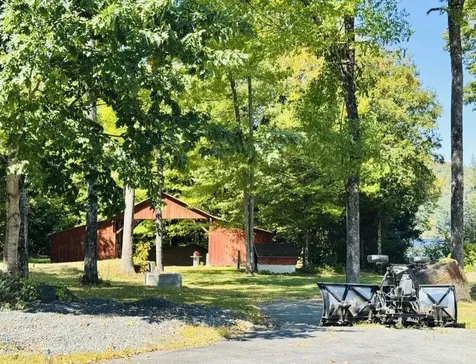 1952 Monroe Road Littleton NH 03561
