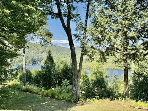 1952 Monroe Road Littleton NH 03561