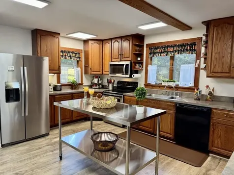 1952 Monroe Road Littleton NH 03561