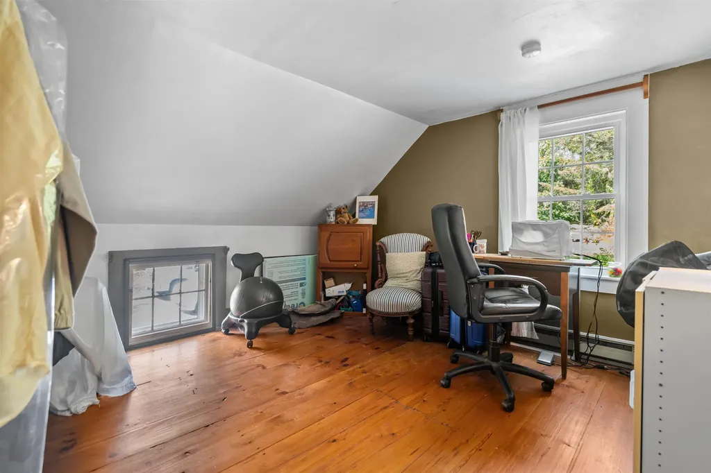 447 Center Road Hillsborough NH 03244