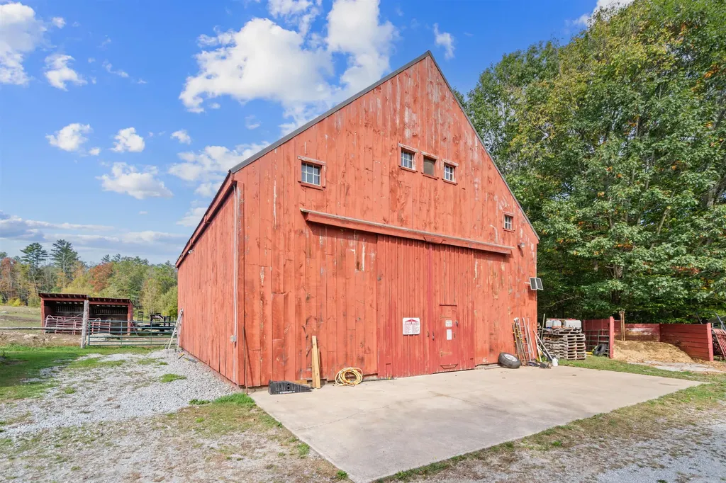 447 Center Road Hillsborough NH 03244