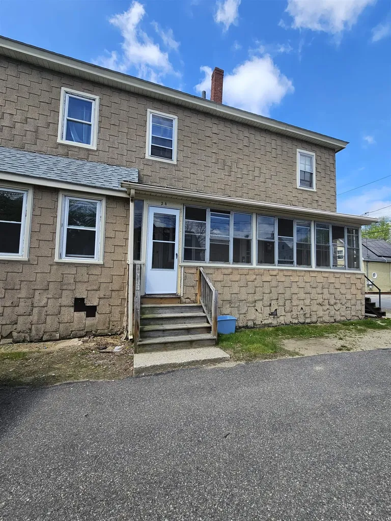 24 South Street Somersworth NH 03878