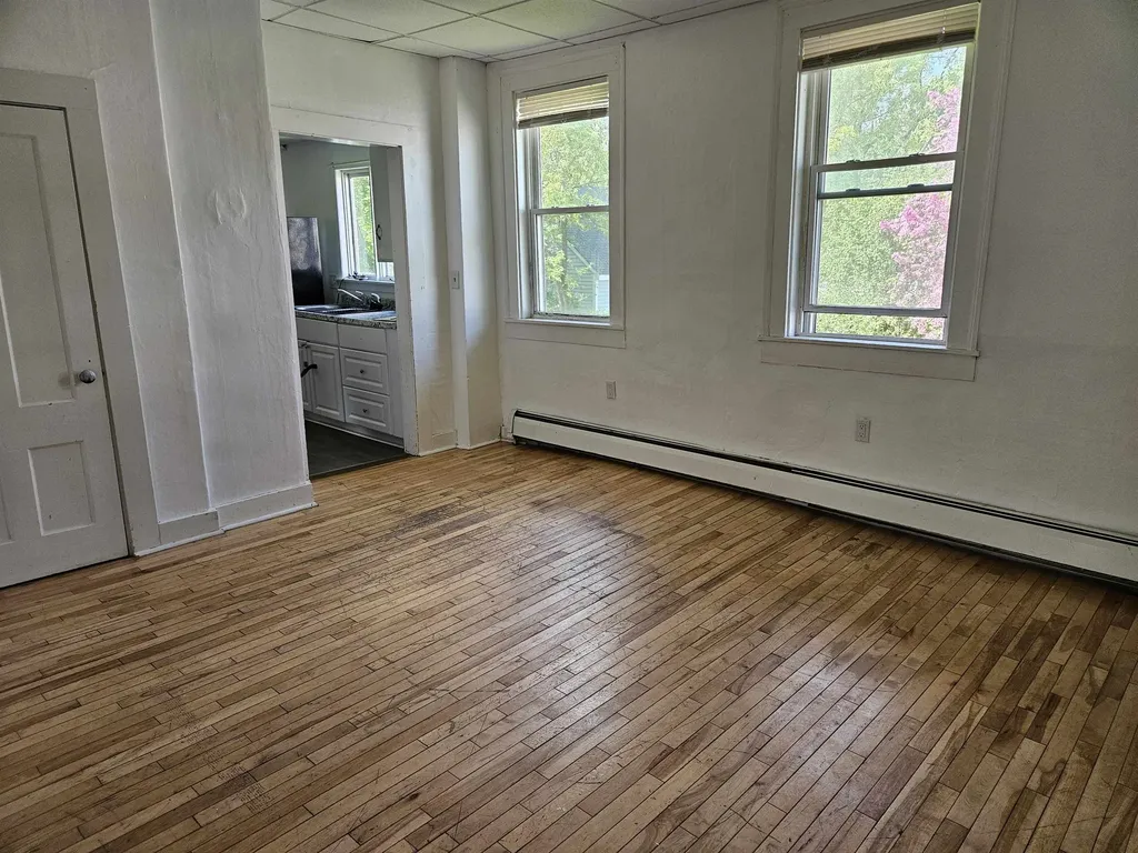 24 South Street Somersworth NH 03878