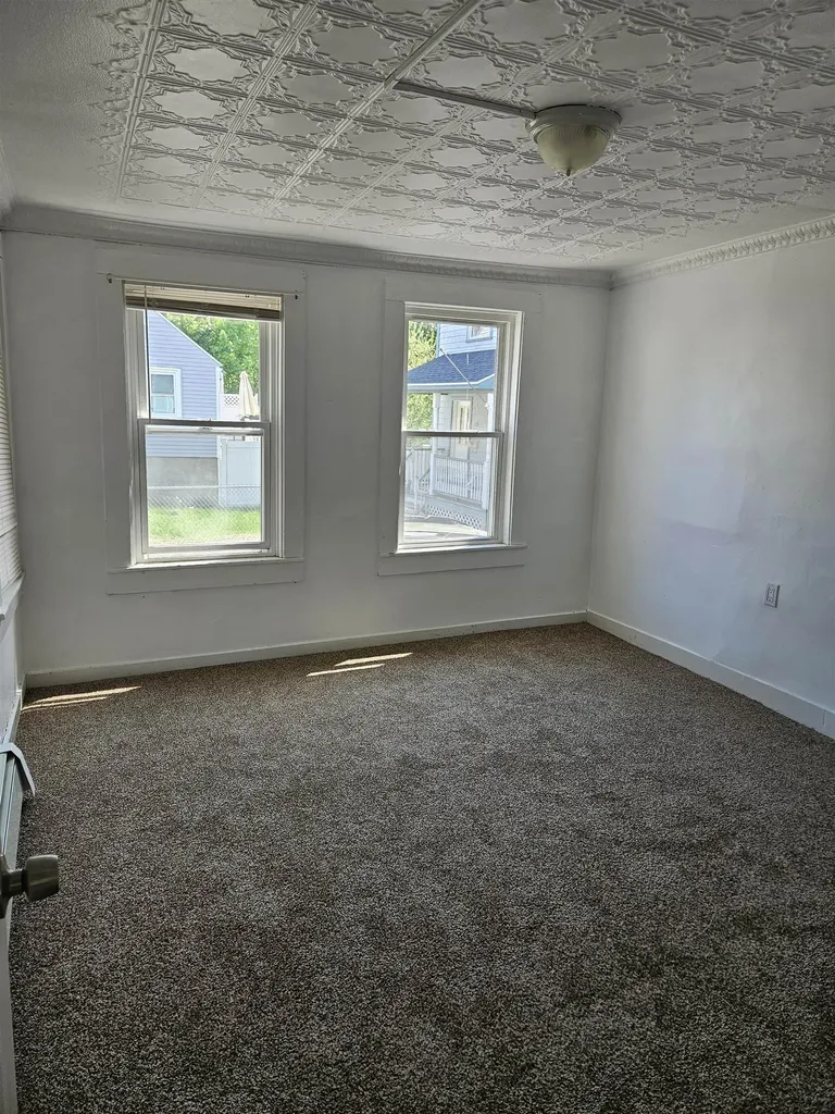 24 South Street Somersworth NH 03878